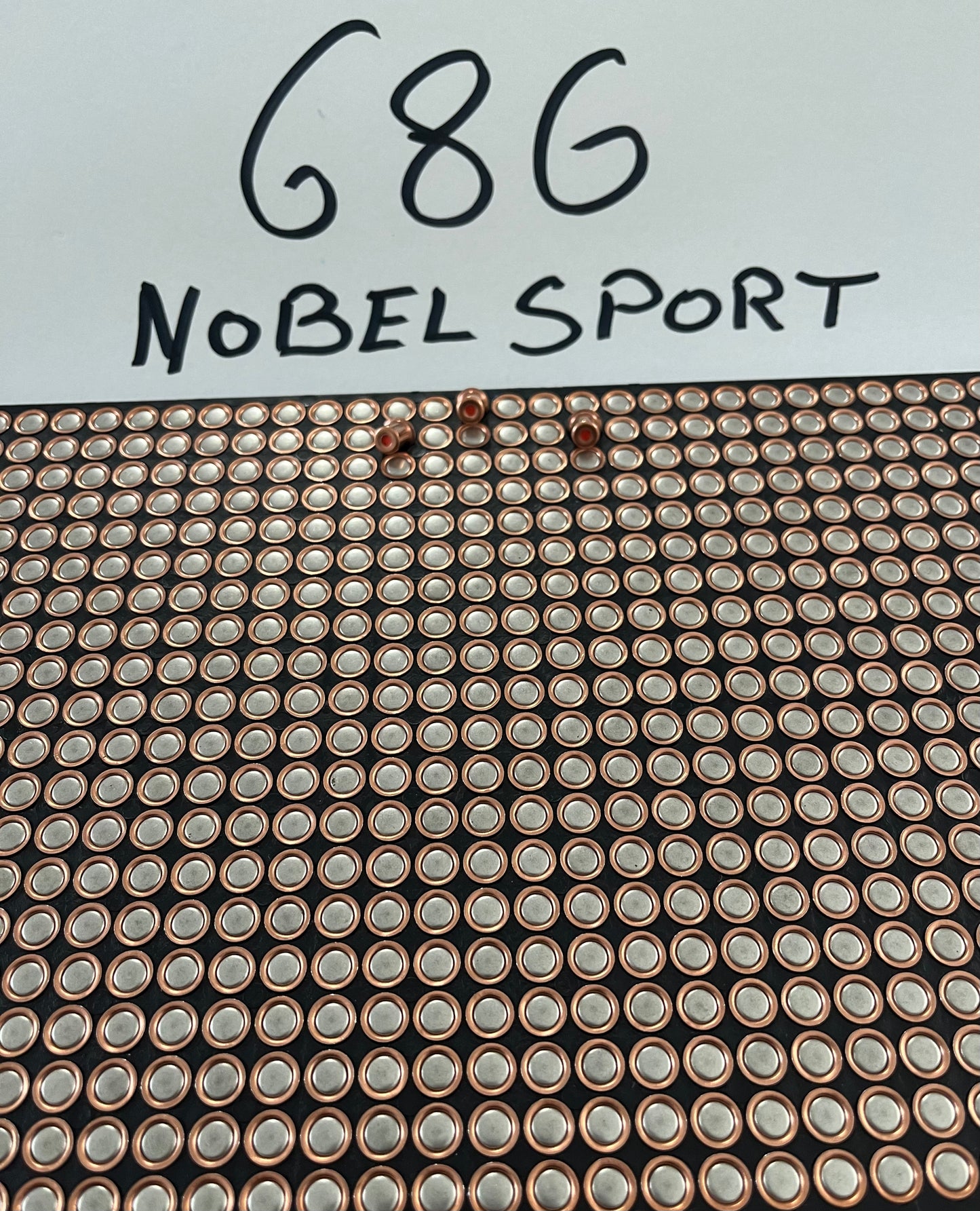 NOBEL SPORT 686